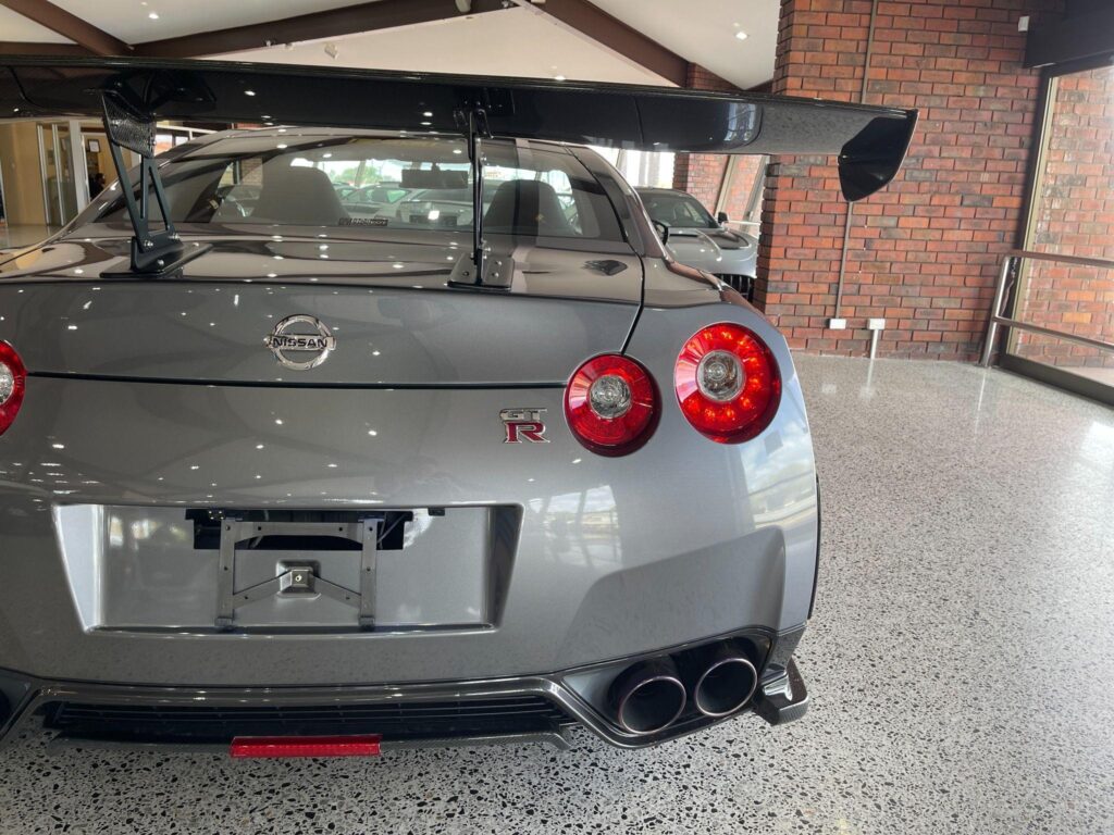 2008 NISSAN GT-R R35