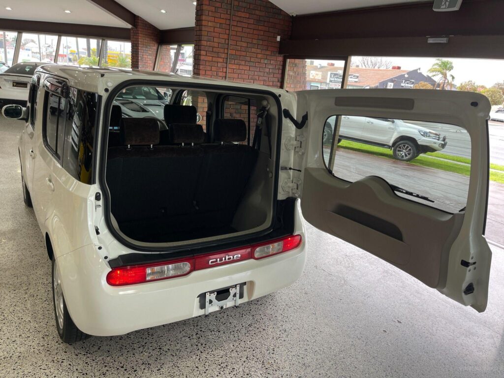 2017 Nissan Cube 15X V SELECTION