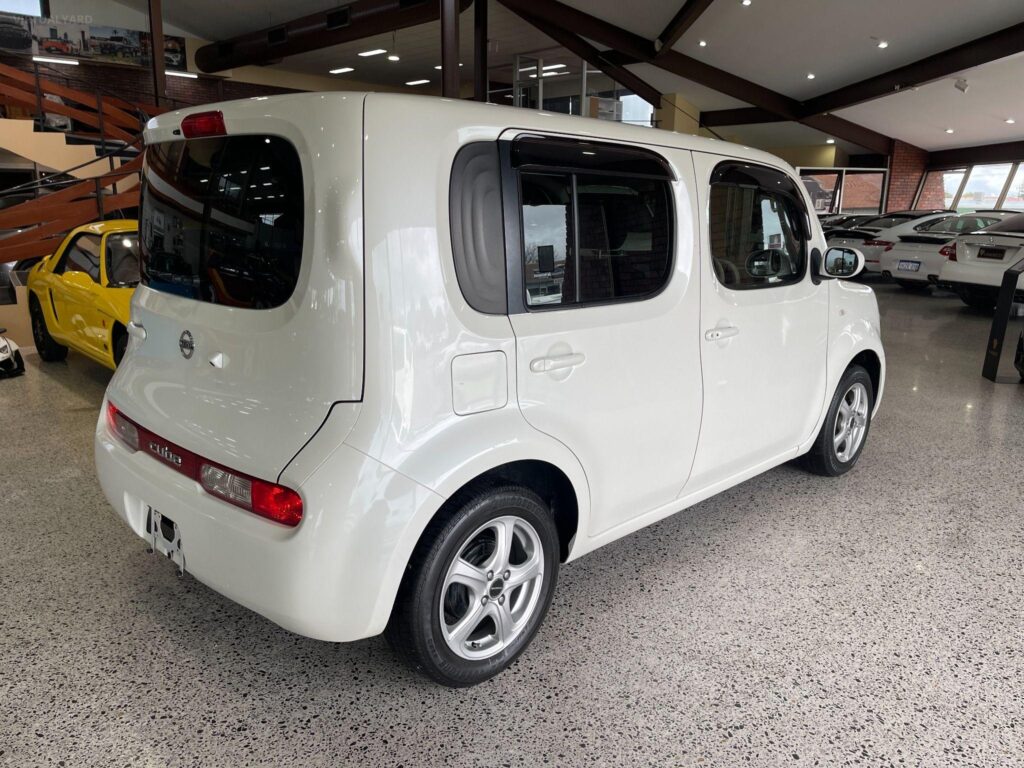 2017 Nissan Cube 15X V SELECTION