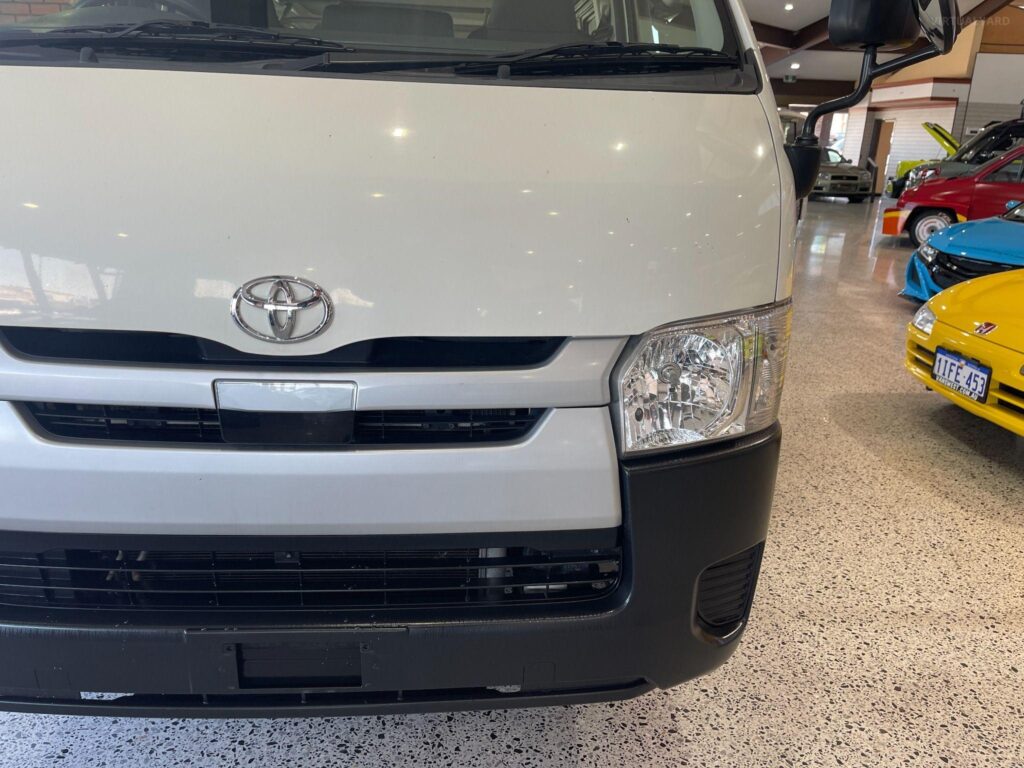 2019 Toyota Hiace V DX 2WD TRH200