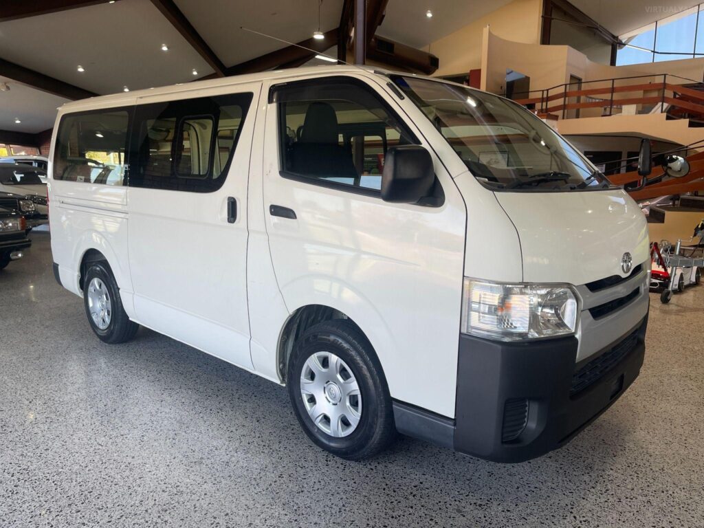 2015 Toyota Hiace DX 2WD KDH201