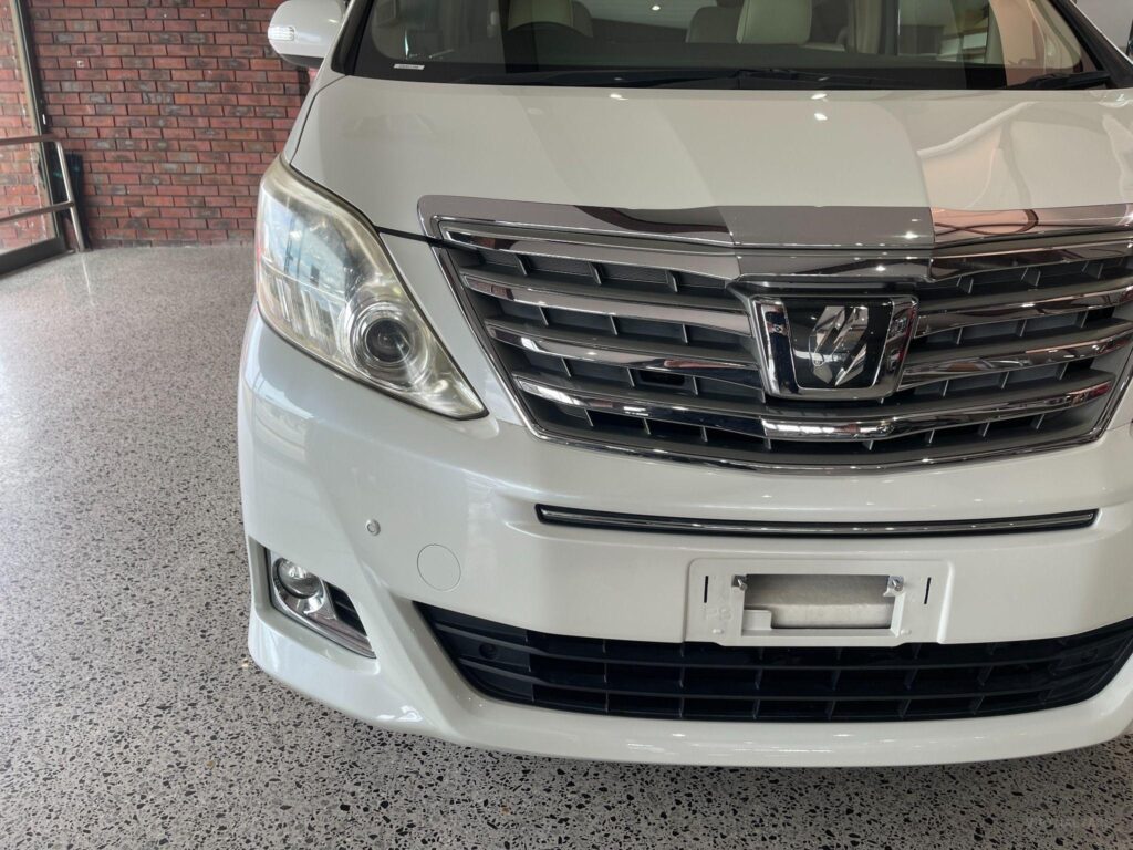 2011 Toyota Alphard ANH20 Welcab