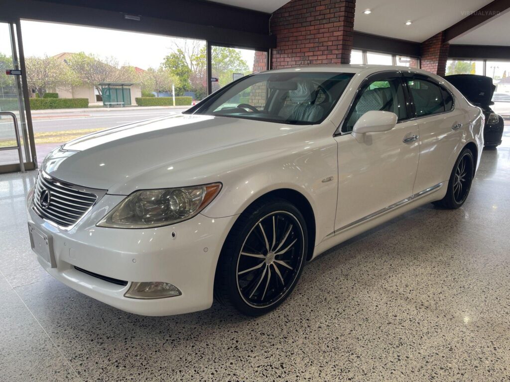 2006 Lexus LS460 RWD USF40