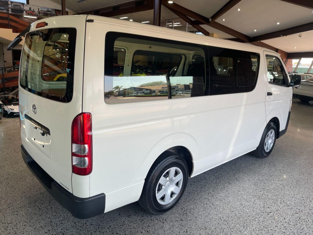 2019 Toyota Hiace DX LWB TRH200