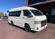 2015 Toyota Hiace Highroof  CAMPING CAR TRH200