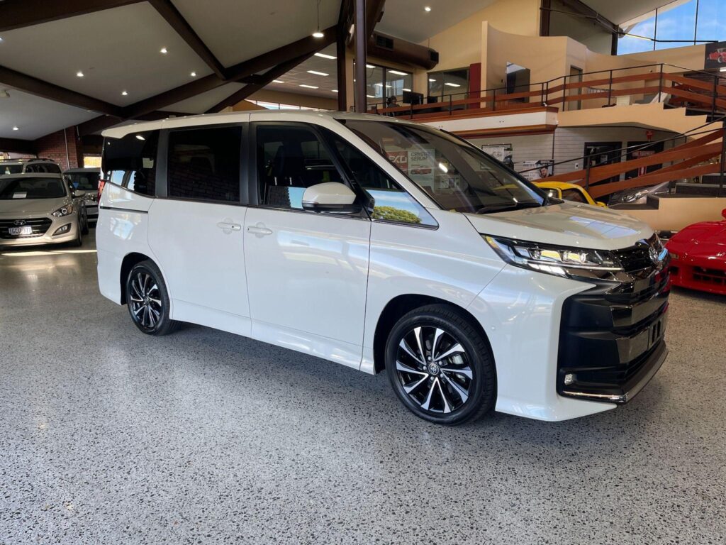 2023 Toyota Noah HYBRID S-Z ZWR90