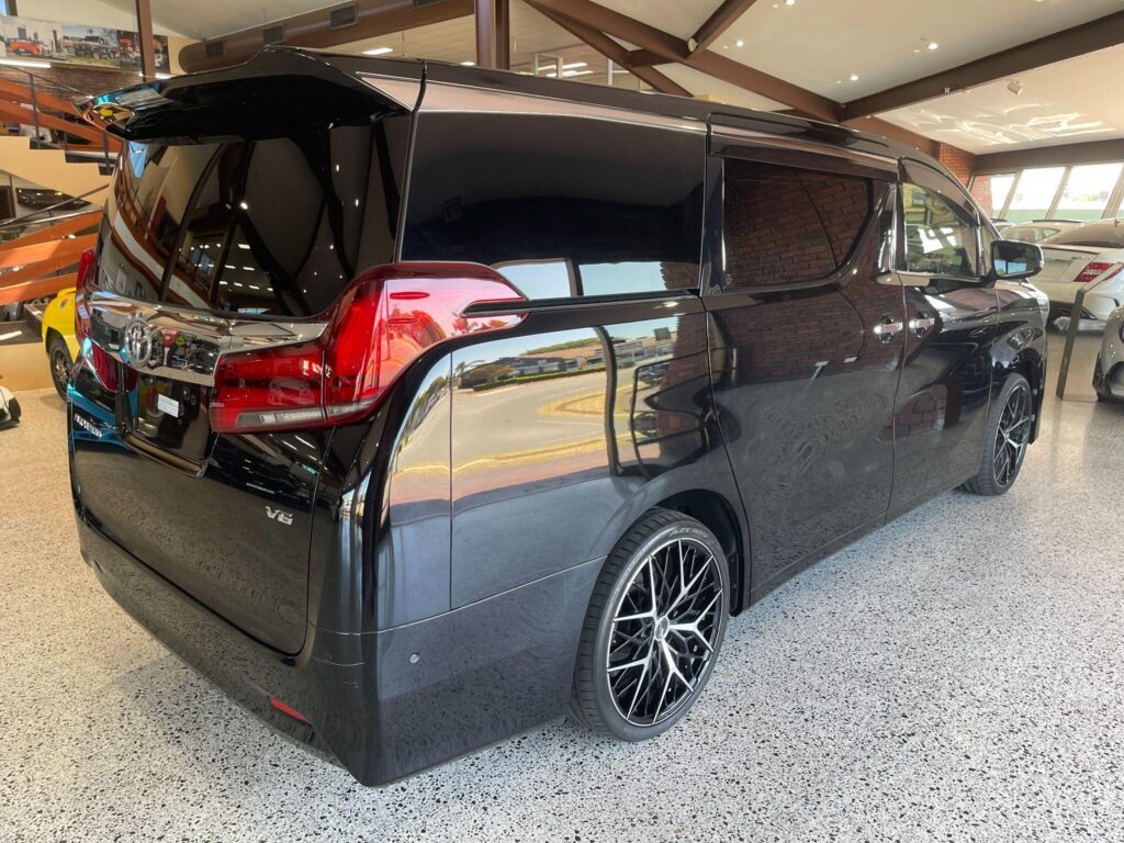 2018 TOYOTA ALPHARD GGH30 3.5 GF