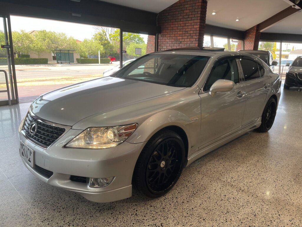 2006 LEXUS LS460 USF40 VERSION S