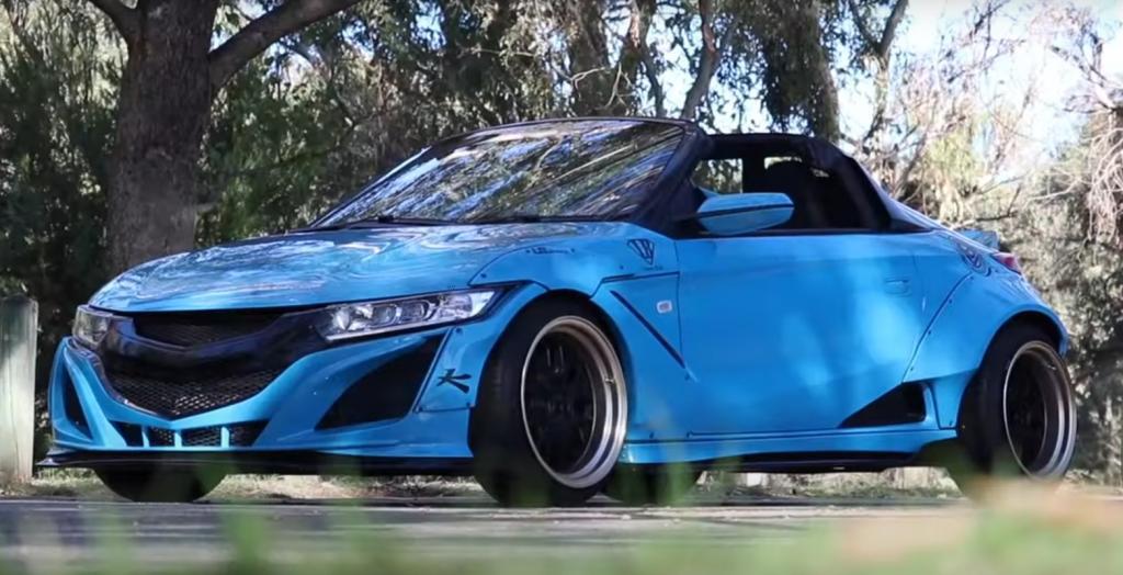 Honda S660 with Liberty walk, mid engine + rear wheel drive