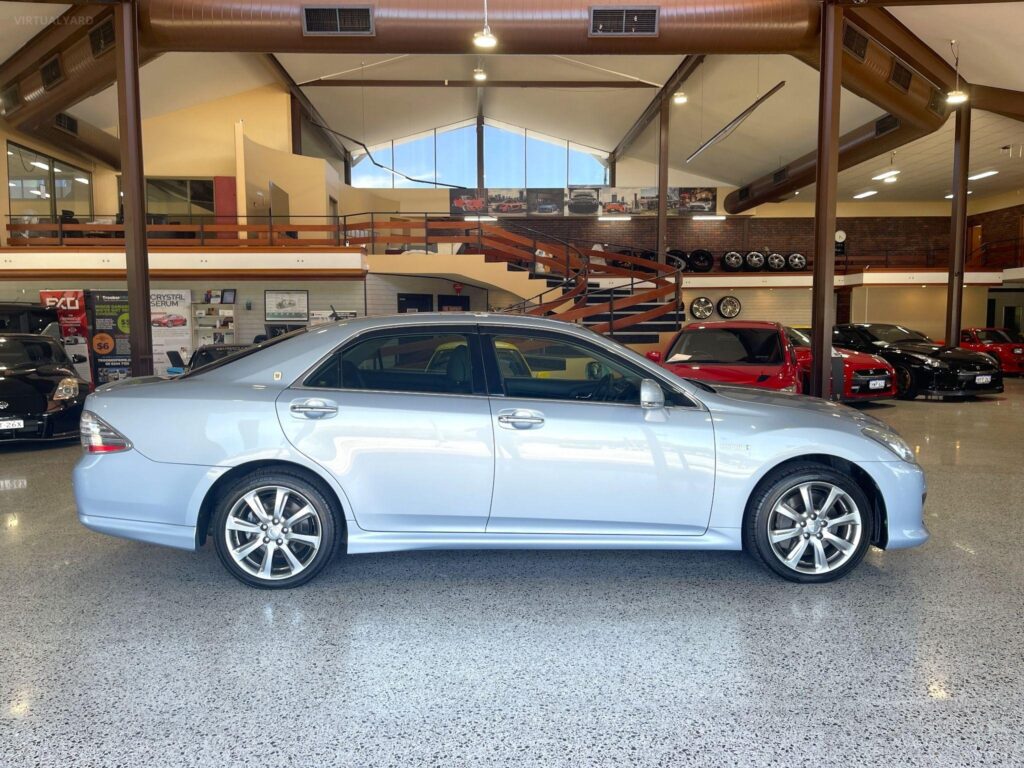 2008 Toyota Crown Hybrid GWS204