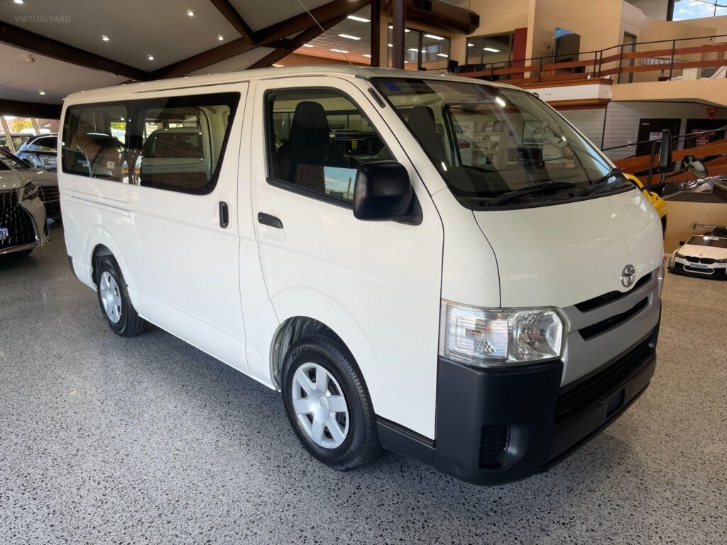 2016 TOYOTA HIACE LWB Manual TRH200