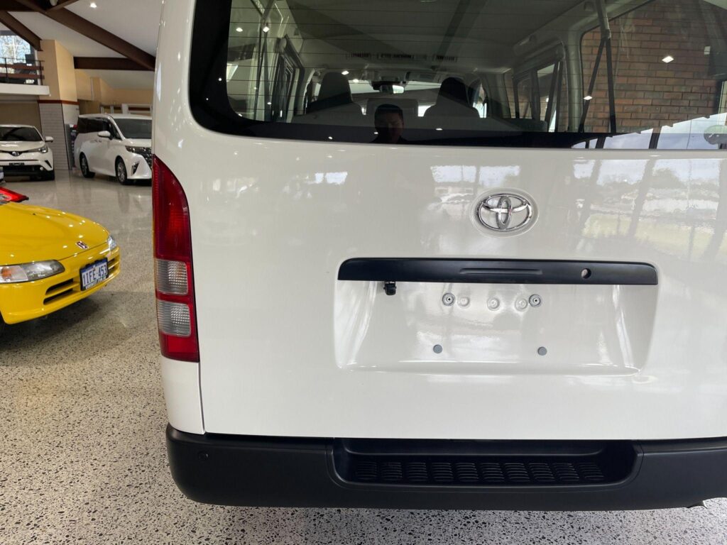 2018 Toyota Hiace DX LWB TRH200