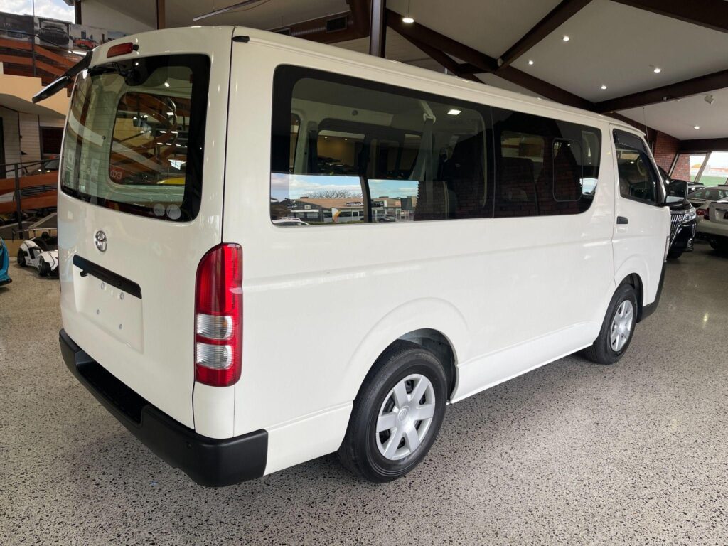 2018 Toyota Hiace DX LWB TRH200