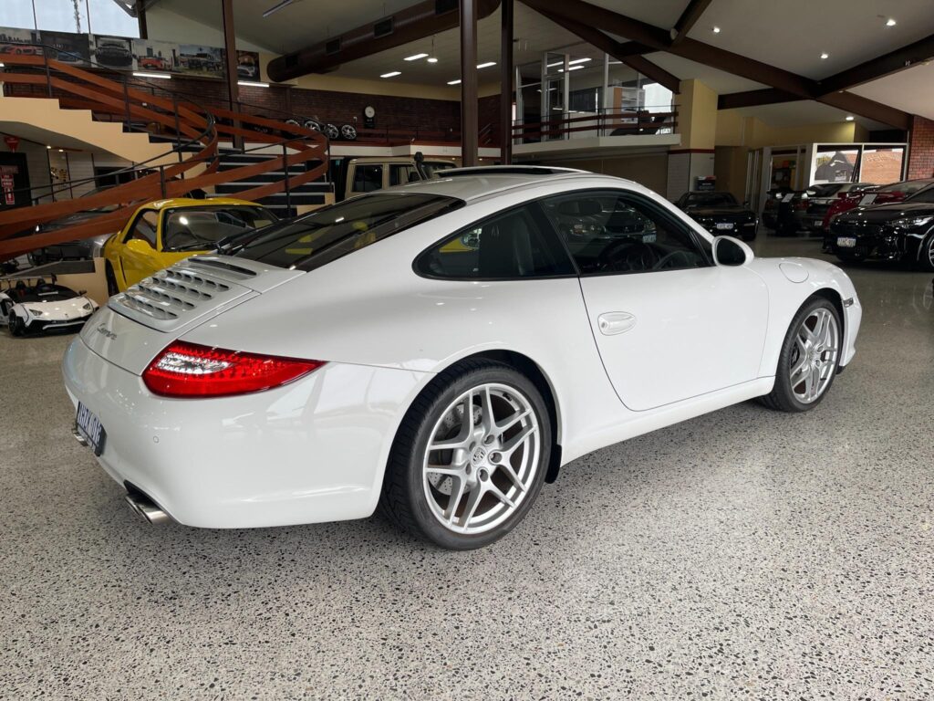 2010 Porsche 911 Carrera 997