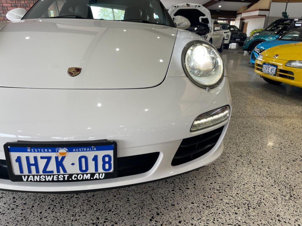 2010 Porsche 911 Carrera 997