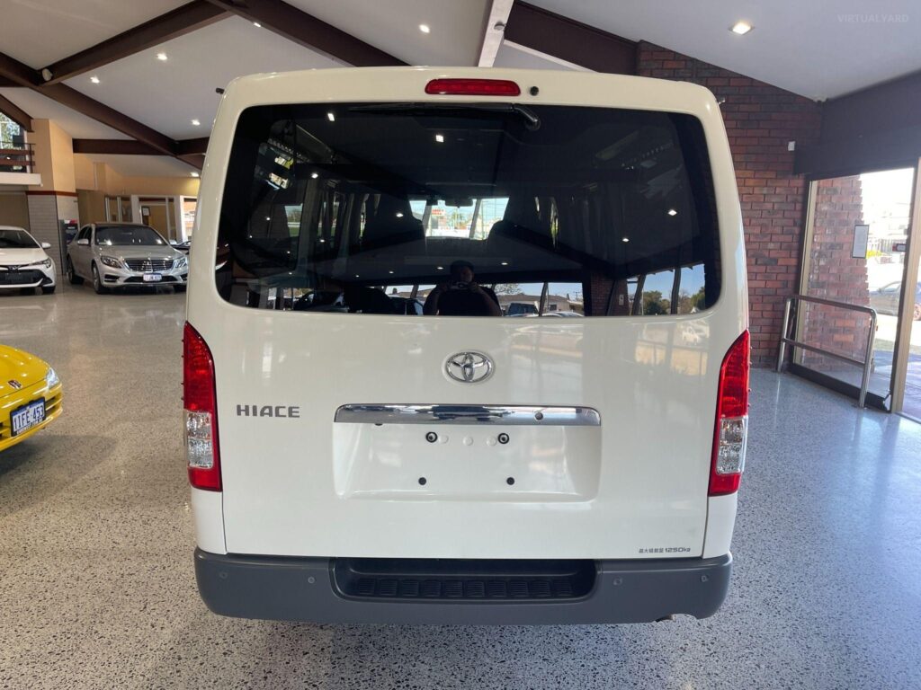 2023 Toyota Hiace DX GL PACKAGE TRH200