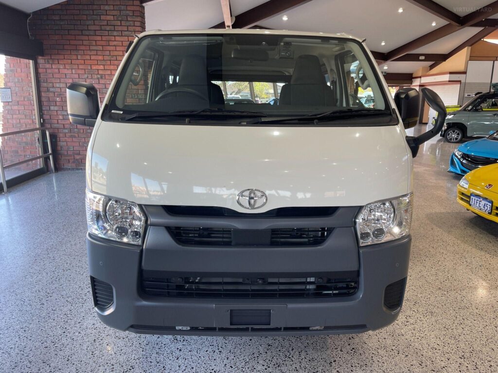 2023 Toyota Hiace DX GL PACKAGE TRH200