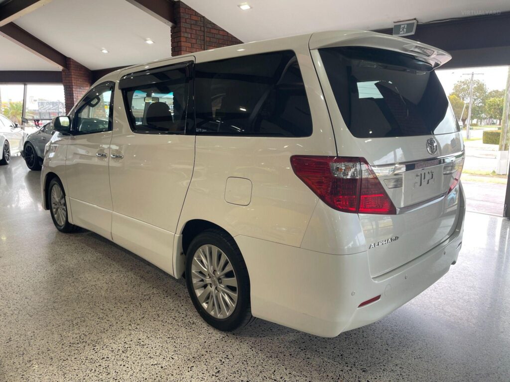 2014 Toyota Alphard 240S WELCAB ANH20