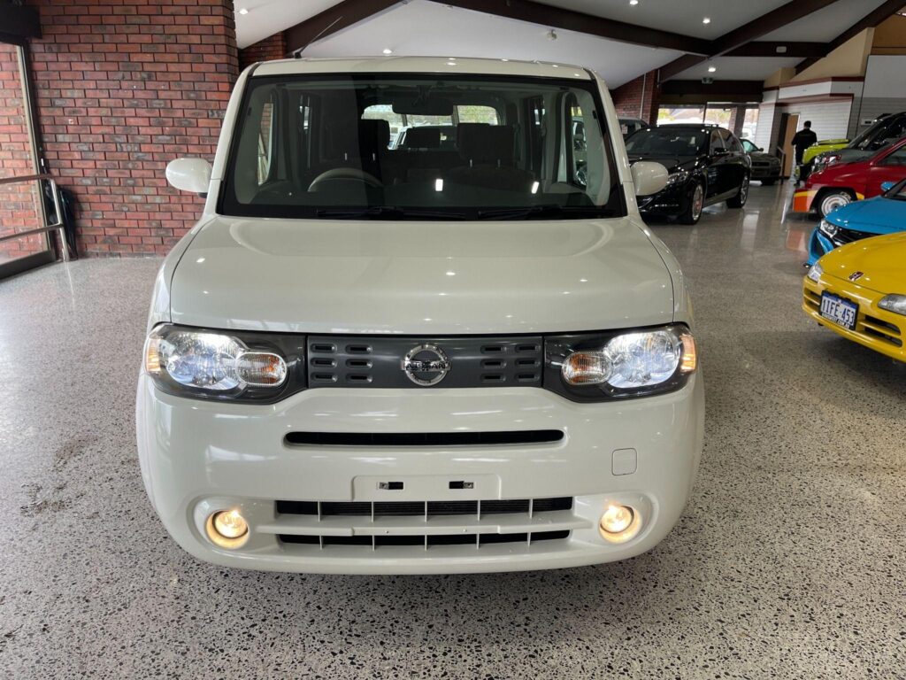 2017 Nissan Cube 15X V SELECTION