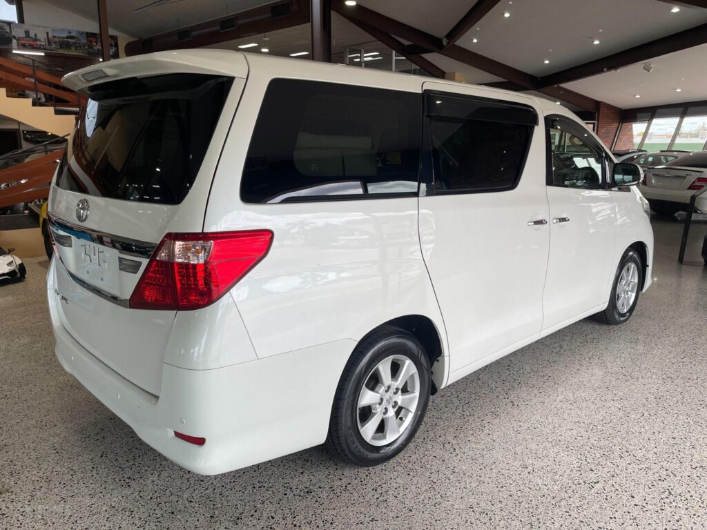 2011 Toyota Alphard ANH20 Welcab