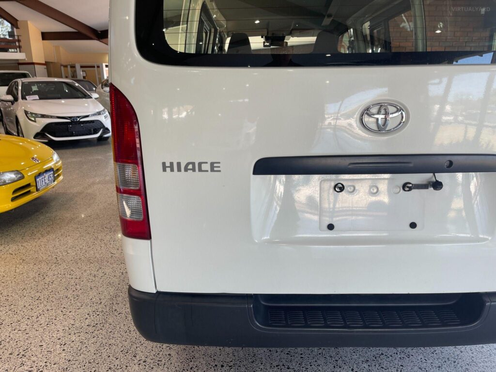 2019 Toyota Hiace DX LWB TRH200