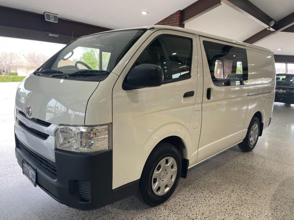 2014 Toyota HiAce LWB TRH201R *Locally Delivered*