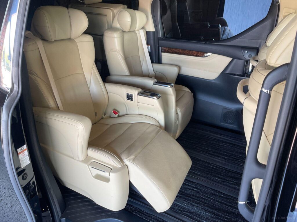 2018 TOYOTA ALPHARD GGH30 3.5 GF