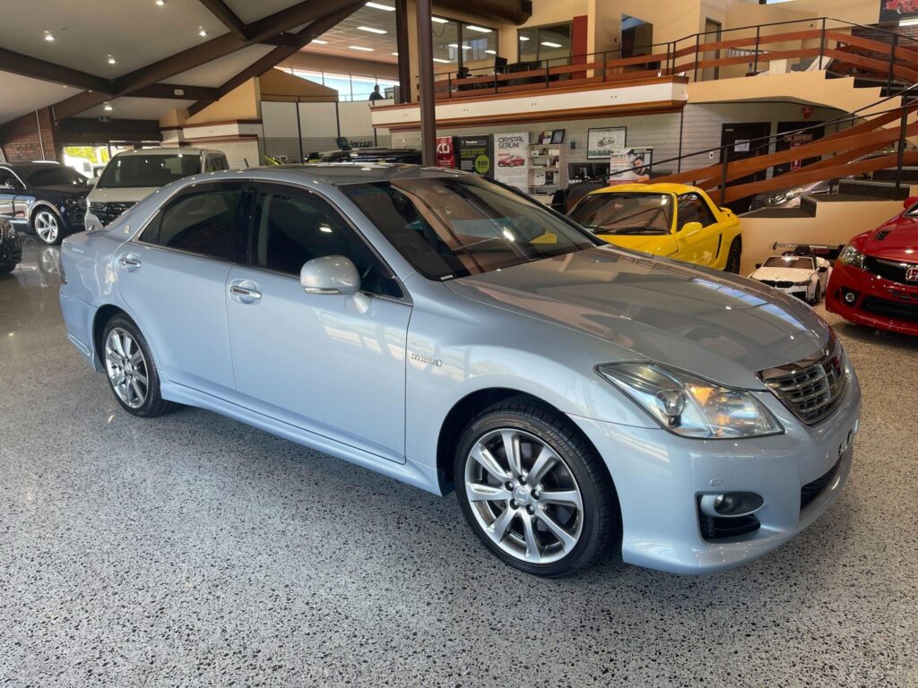 2008 Toyota Crown Hybrid GWS204