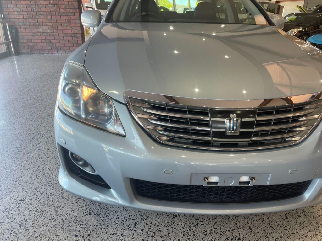 2008 Toyota Crown Hybrid GWS204