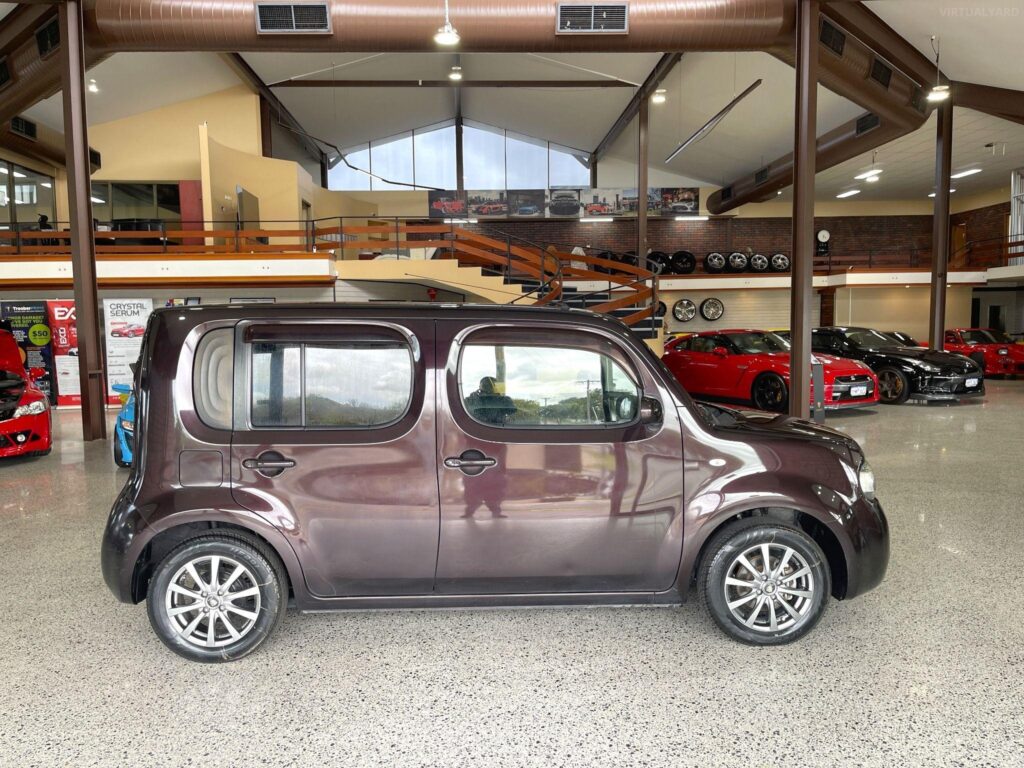 2015 Nissan Cube 15X Z12