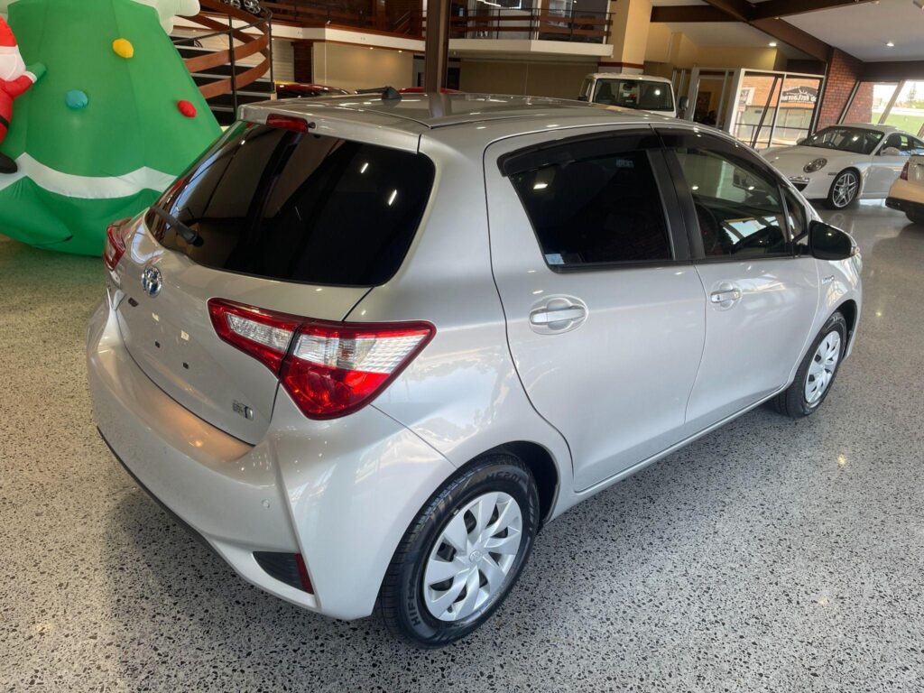 2019 Toyota Vitz F Hybrid low KMS