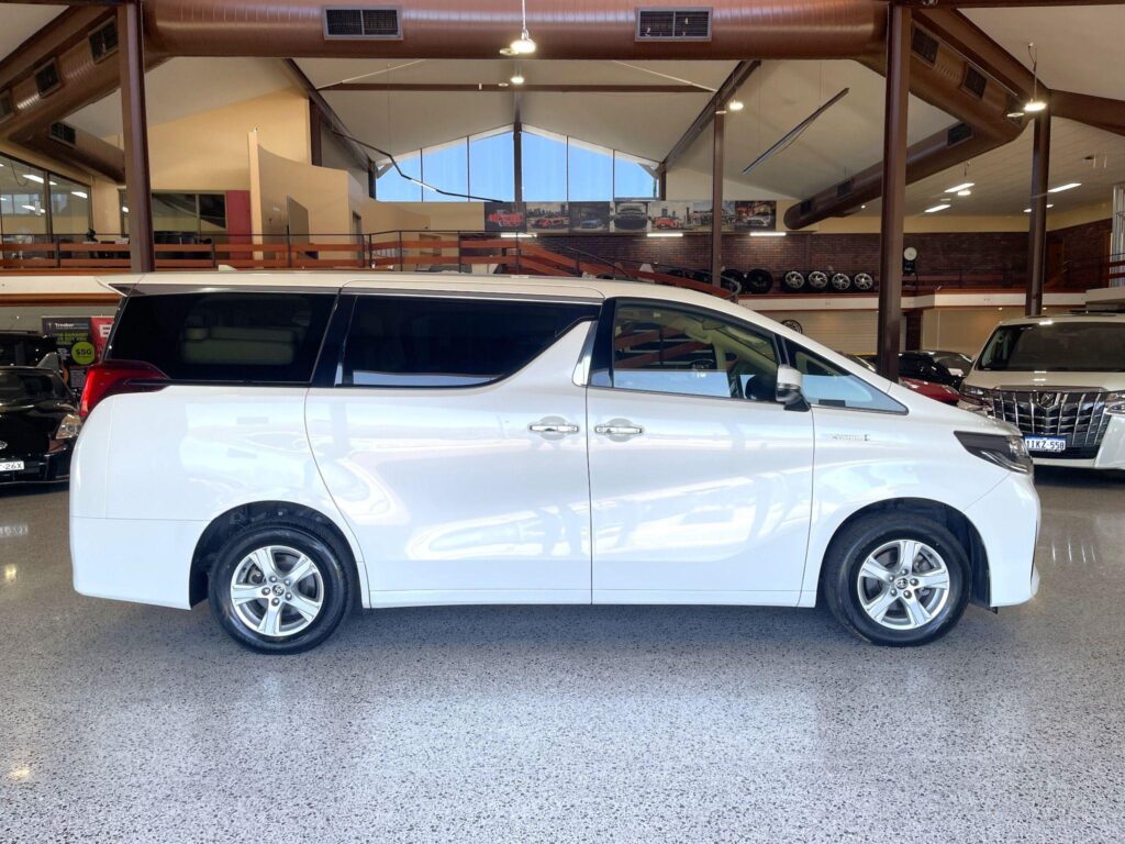 2019 TOYOTA ALPHARD X Hybrid AWD AYH30