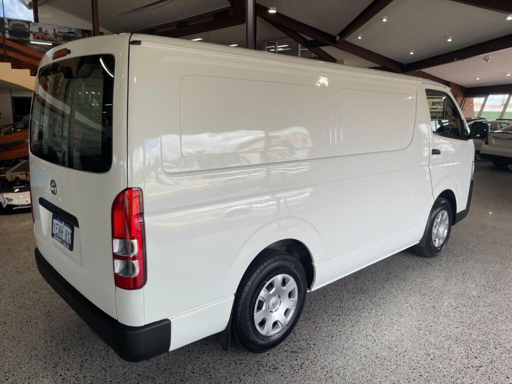 2014 Toyota HiAce LWB TRH201R