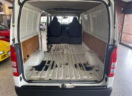 2014 Toyota HiAce LWB TRH201R