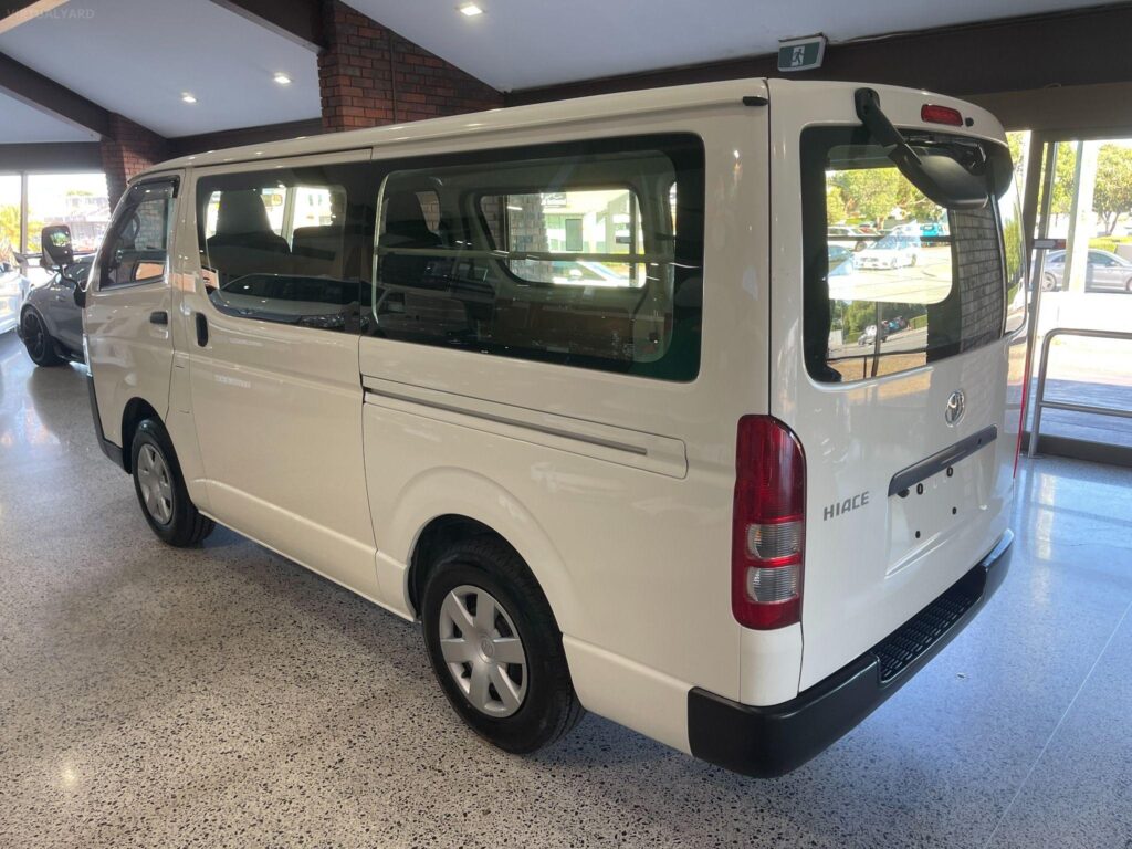 2020 TOYOTA HIACE TRH200 DX