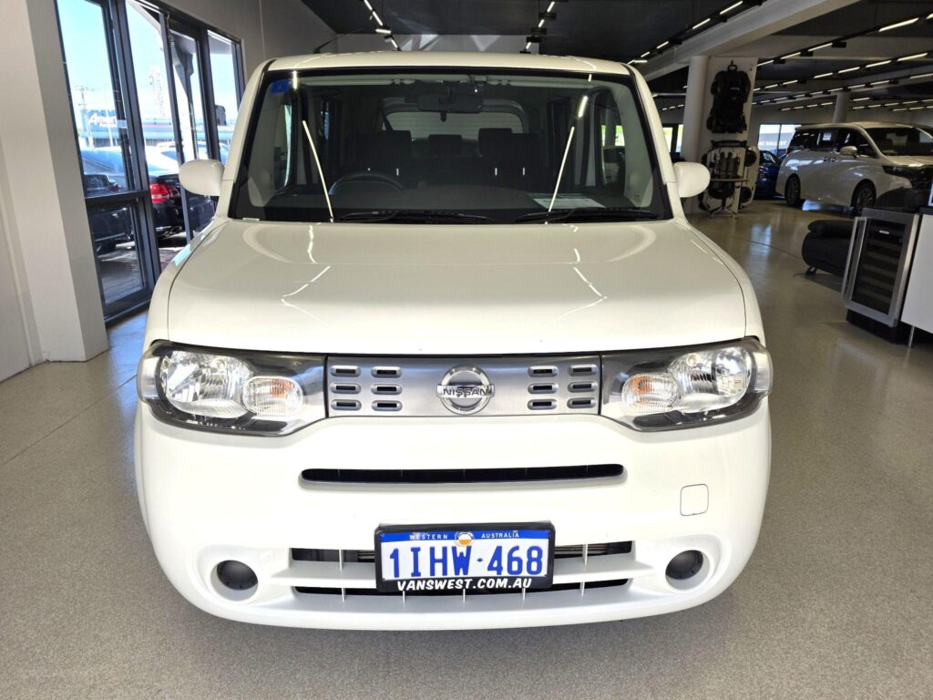 2017 Nissan Cube 15X Z12