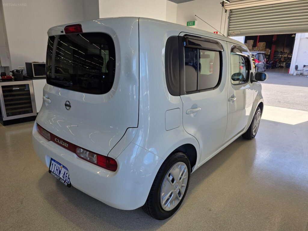 2017 Nissan Cube 15X Z12