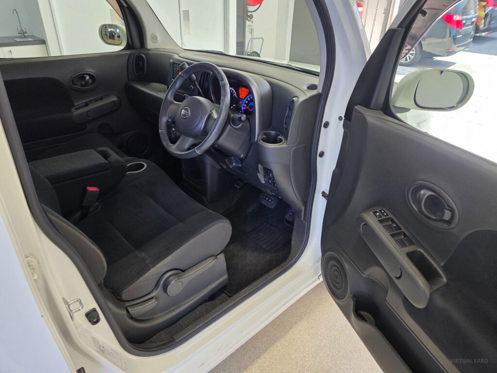 2017 Nissan Cube 15X Z12