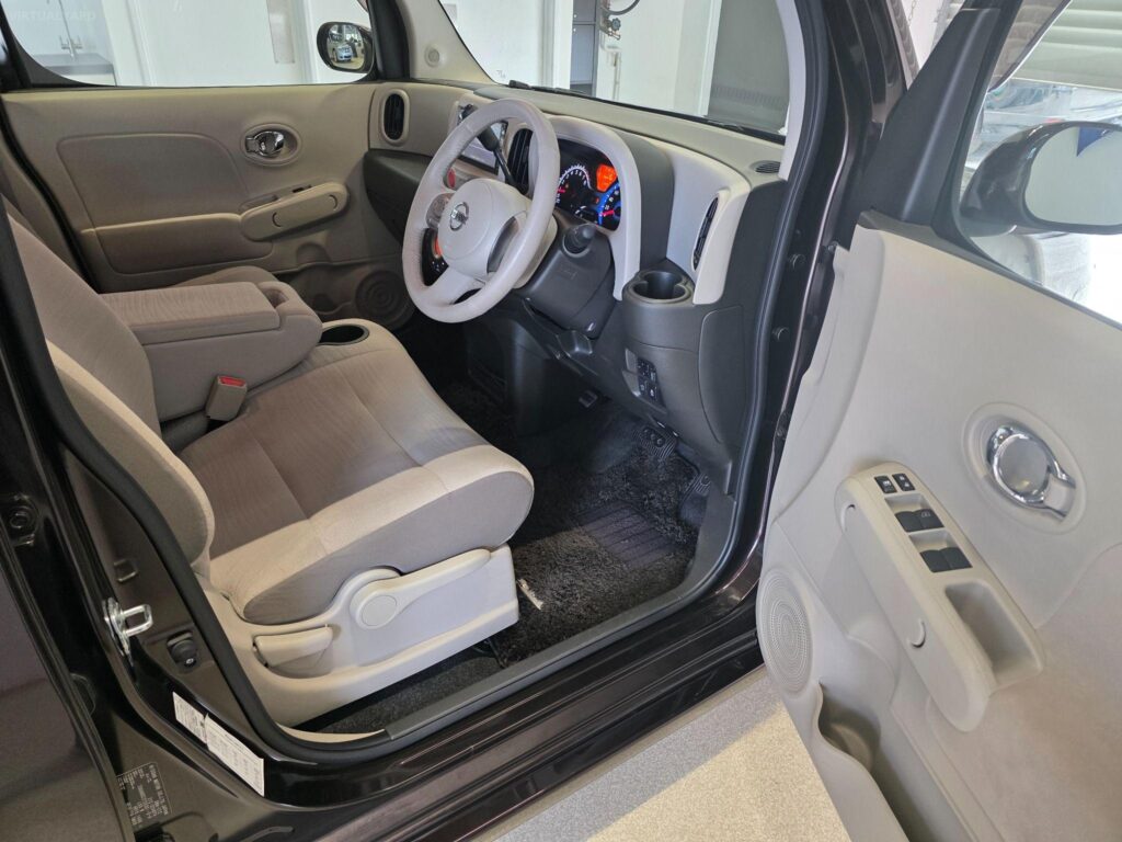 2017 Nissan Cube 15X V SELECTION