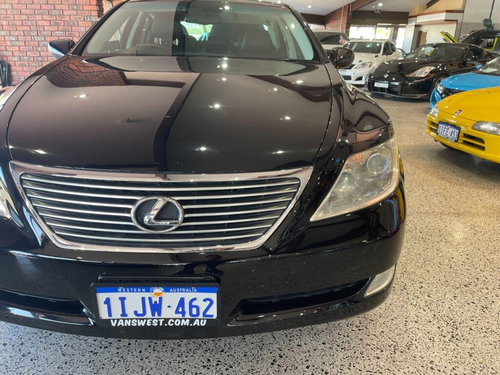 2006 Lexus LS460 USF40 I Package