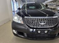 2011 TOYOTA CROWN MAJESTA G-TYPE URS206