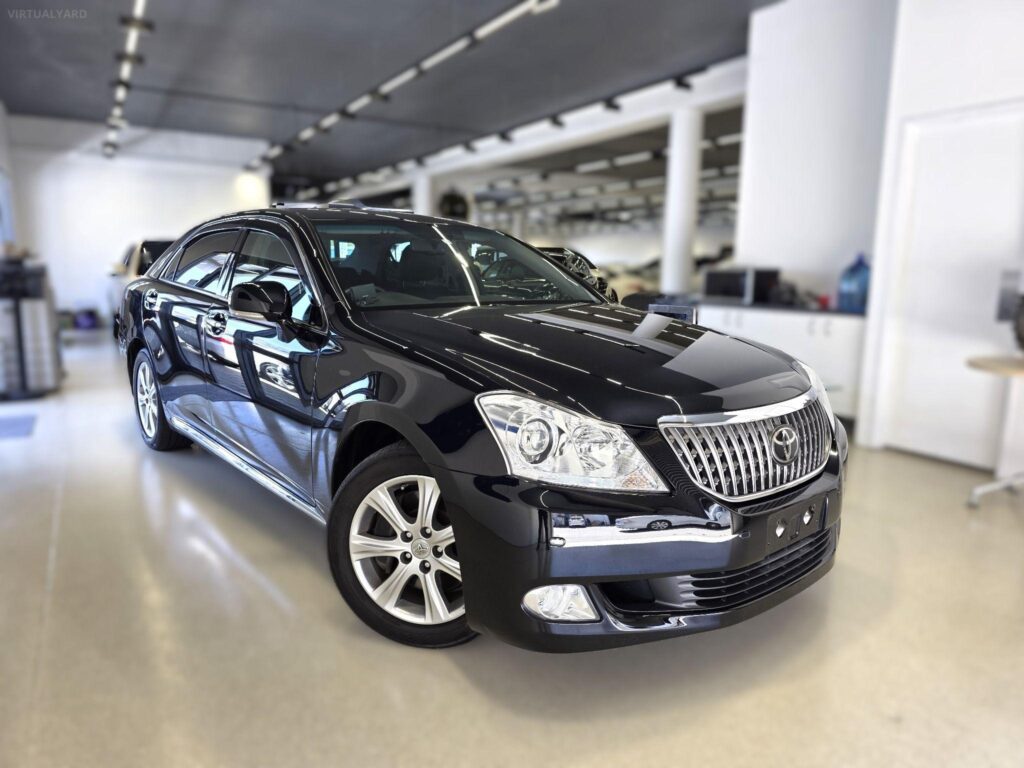 2011 TOYOTA CROWN MAJESTA G-TYPE URS206