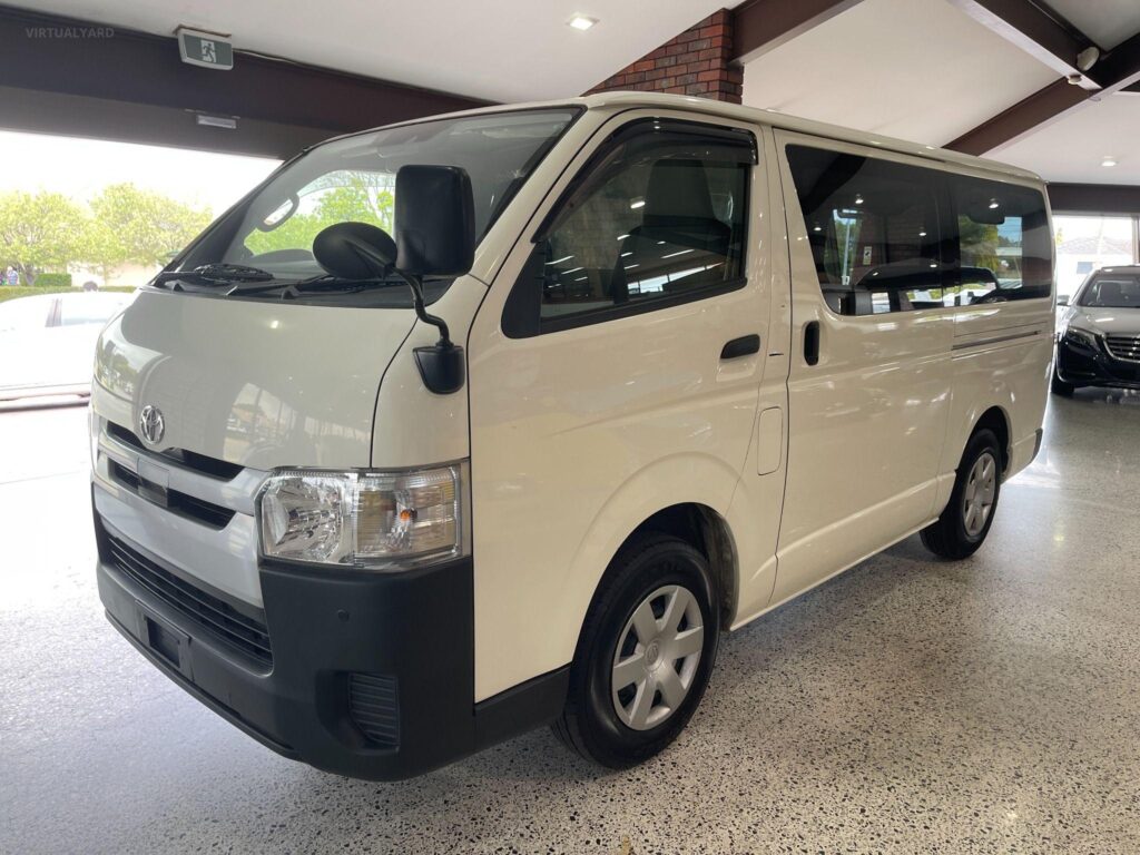 2020 TOYOTA HIACE TRH200 LONG DX