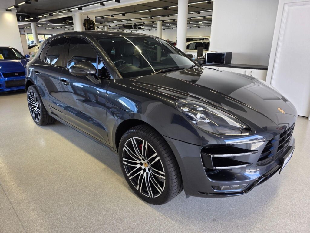 2016 PORSCHE MACAN TURBO AWD MY16