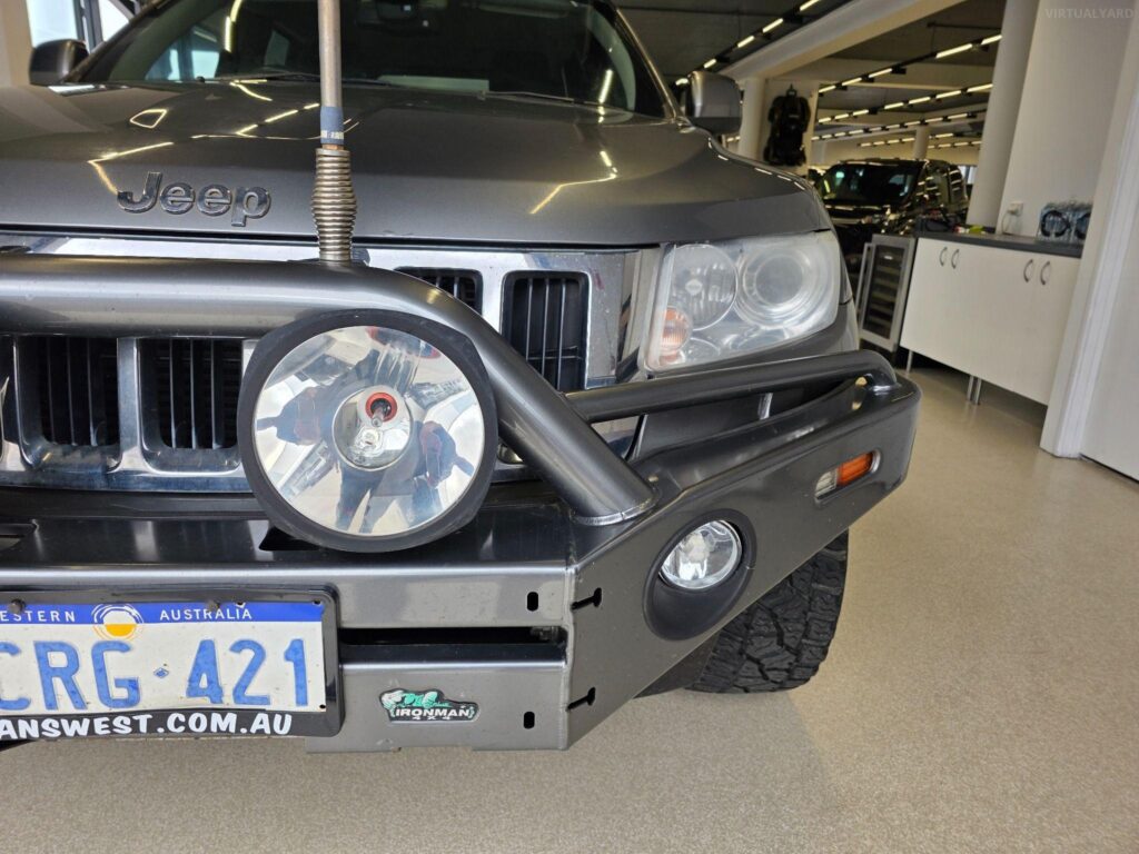 2011 JEEP GRAND CHEROKEE LAREDO (4×4) WK