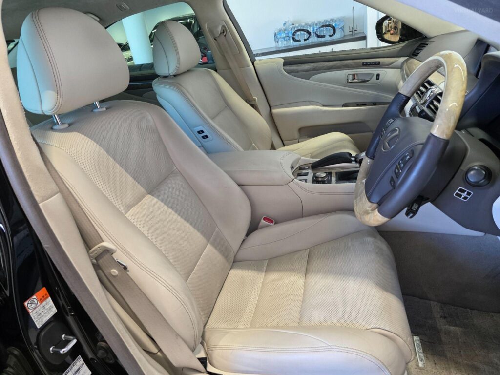 2015 LEXUS LS460 VER-C I-PKG 4WD USF45