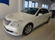 2010 TOYOTA CROWN MAJESTA C-TYPE 2WD URS206