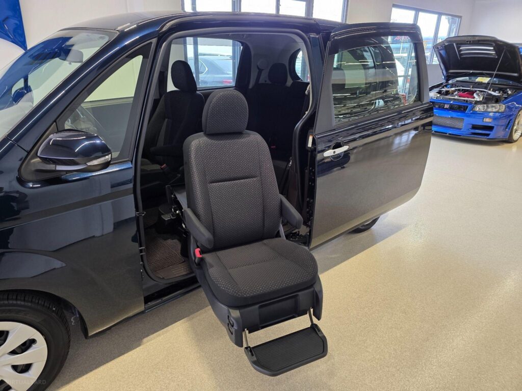 2016 TOYOTA Spade Welcab