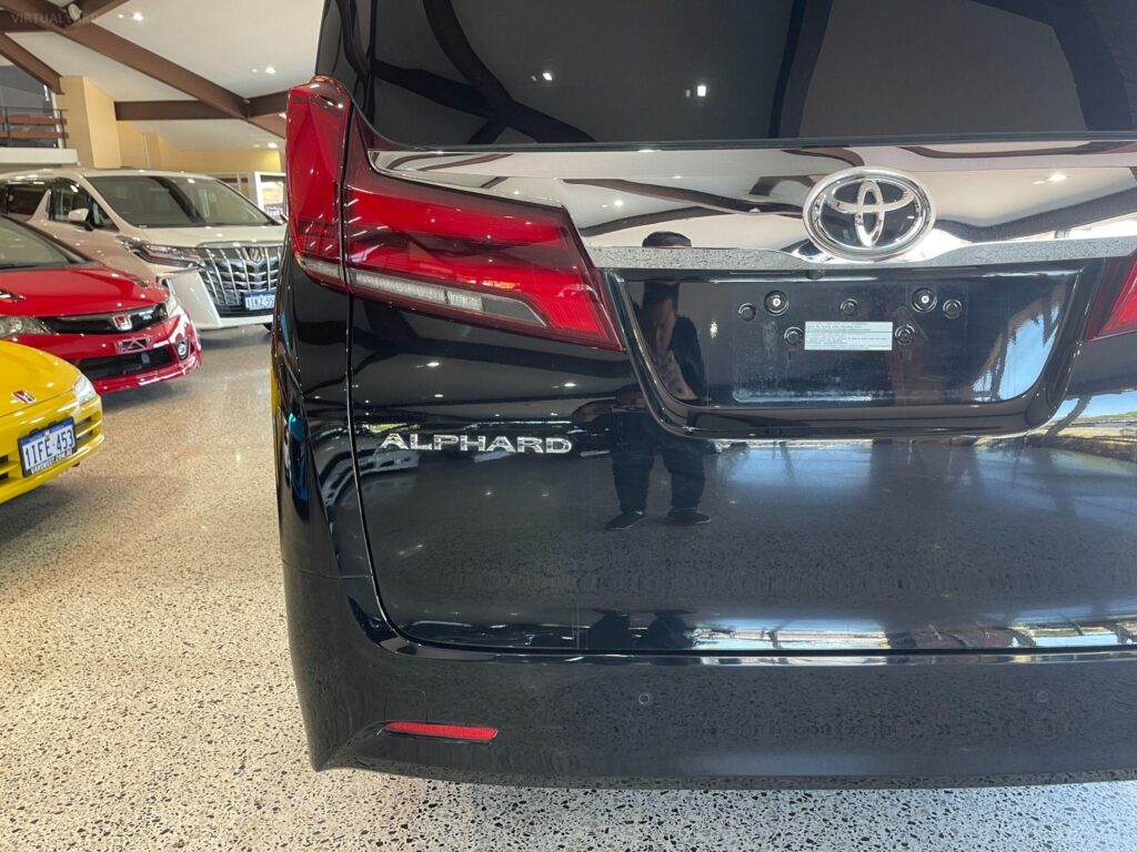 2018 TOYOTA ALPHARD GGH30 3.5 GF